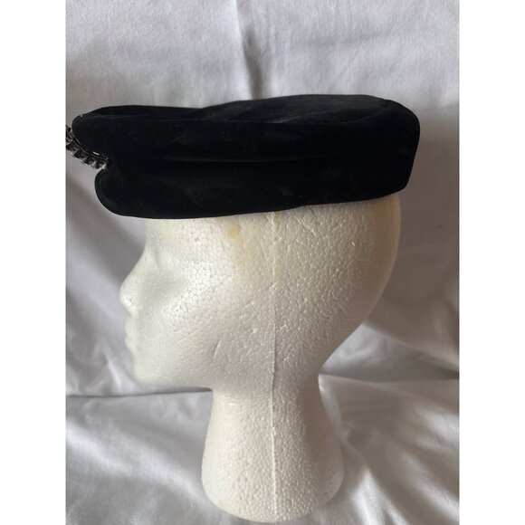 Vintage Black Velvet Pillbox Hat With Rhinestone Accent By Milbrae - Picture 7 of 11